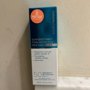 Color science sunforgettable total protection face shield flex shade fair